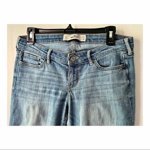 Hollister mid rise straight jeans